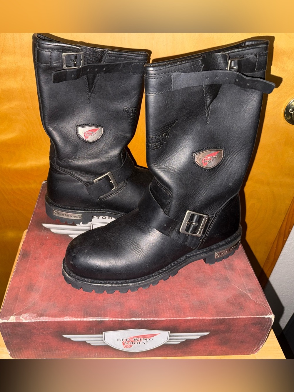 Red Wing Shoes Black Leather Engineer Boots - Men's